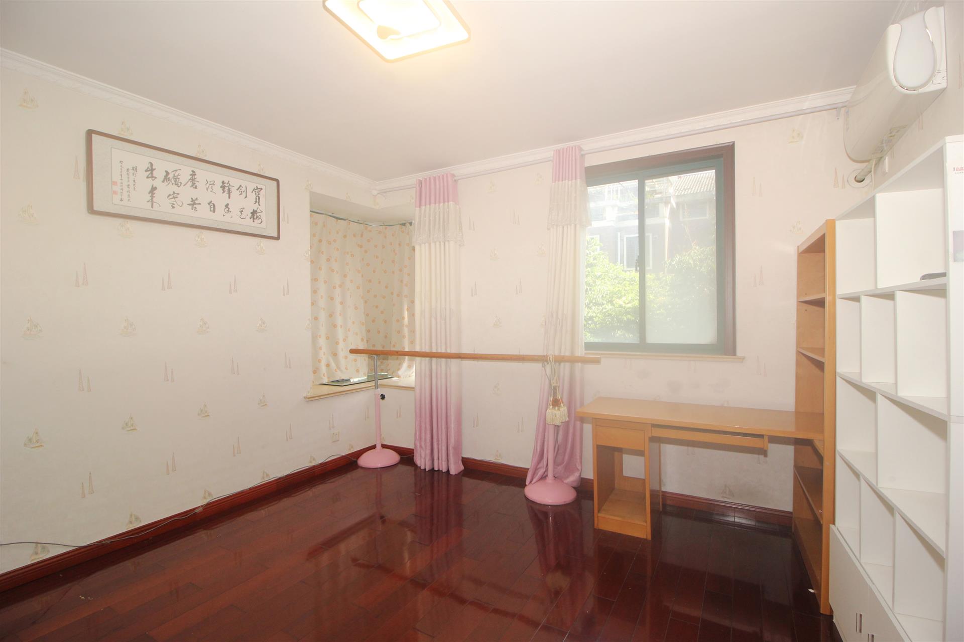蔚蓝都市花园一期