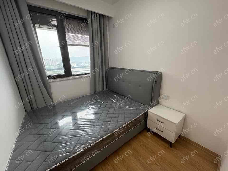 阳光100阿尔勒二期（598-613）精装2室  随时看房 拎包入住