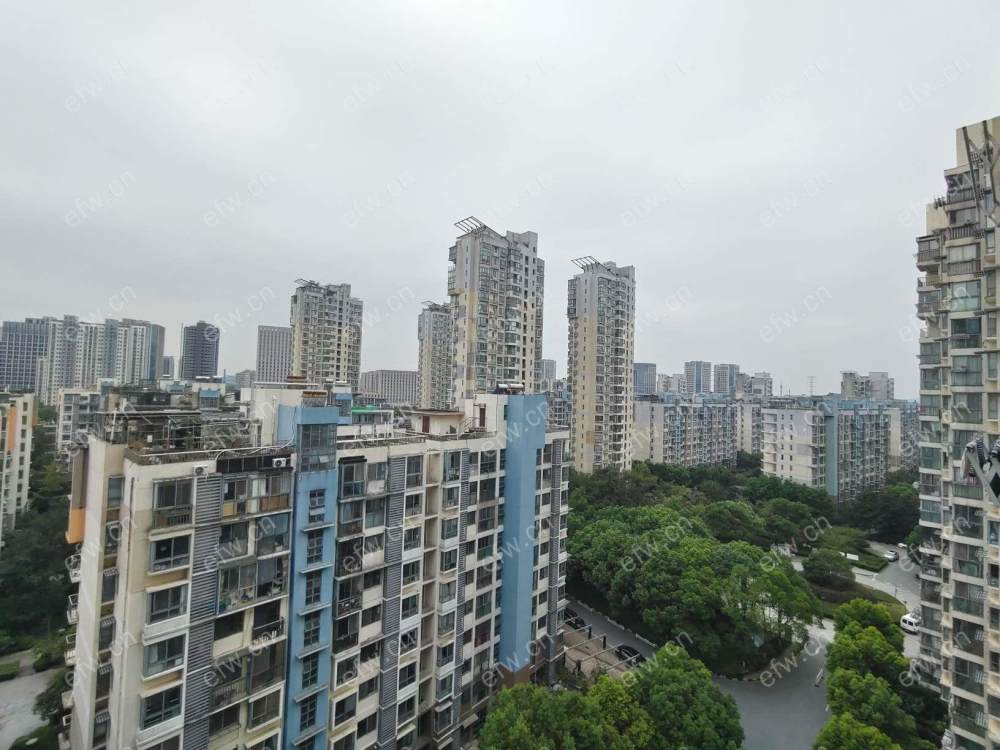 梁溪河畔 自住装修 有车位 方便