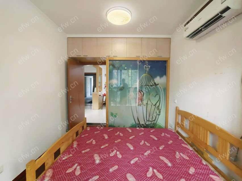 蠡溪苑   精装两房，装修干净设施齐全，钥匙在中山红山花园店