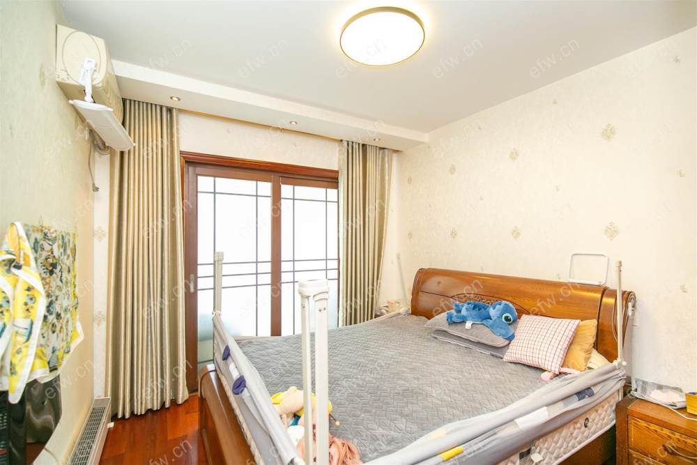 奥林花园A区自住装修拎包入住