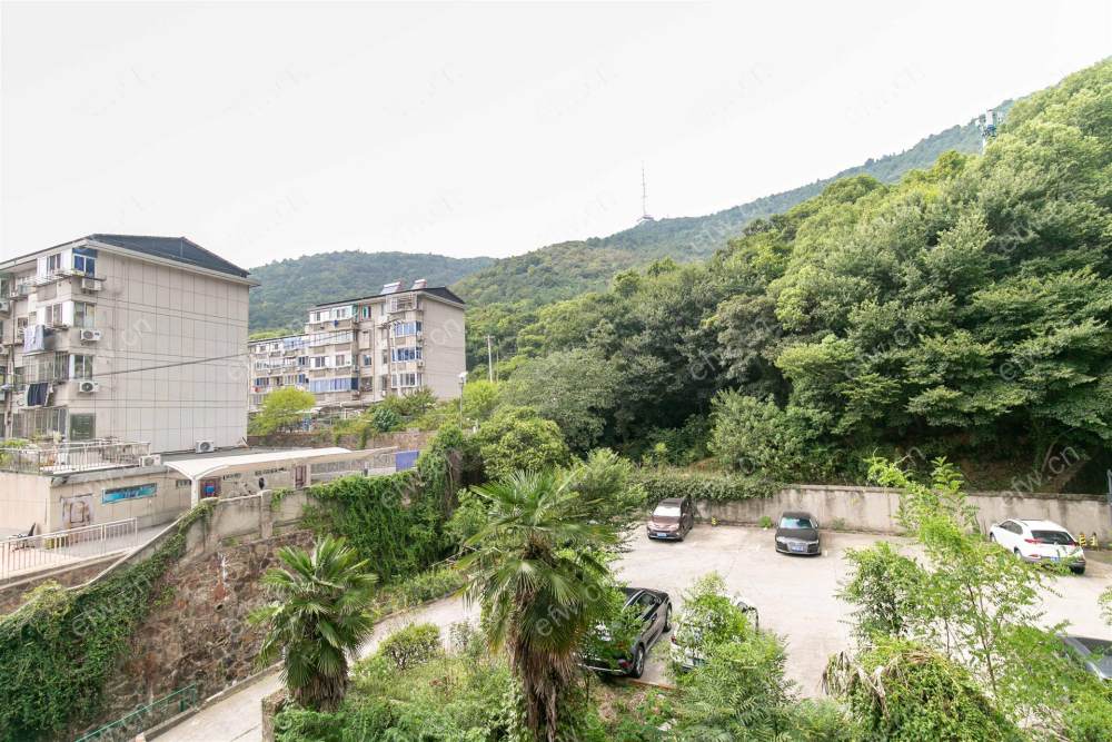 房东诚意出售