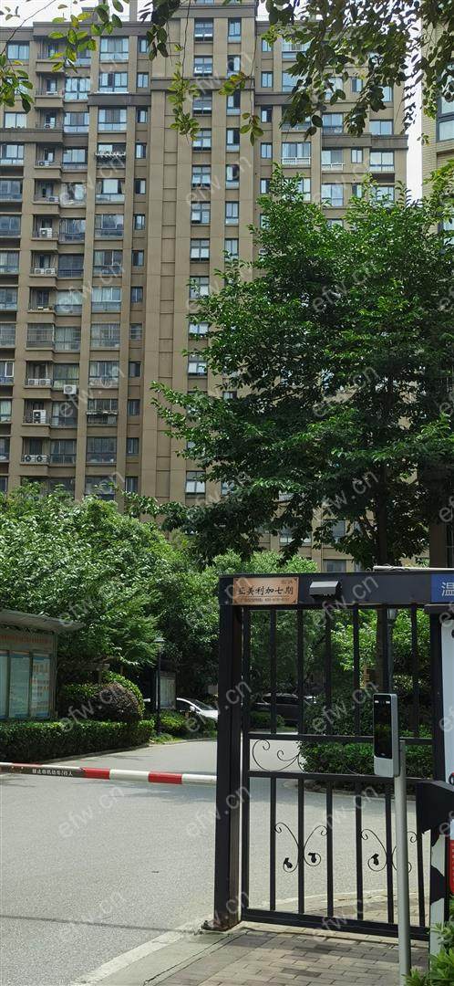 融创亚美利加七期（理想城市花园）位置好，环境优雅，108.5平米精装3房