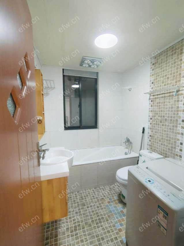 蠡溪苑   精装两房，装修干净设施齐全，钥匙在中山红山花园店