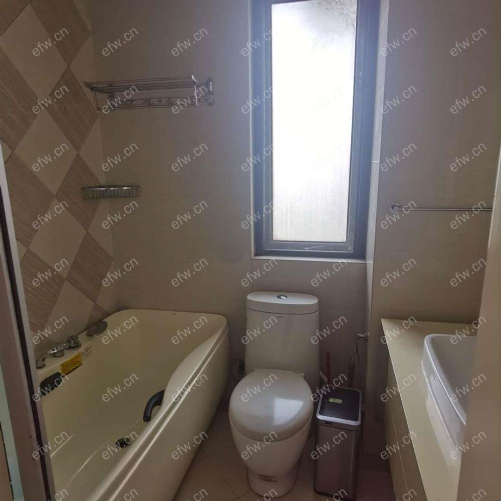 爱家金河湾精装3室  随时看房 拎包入住