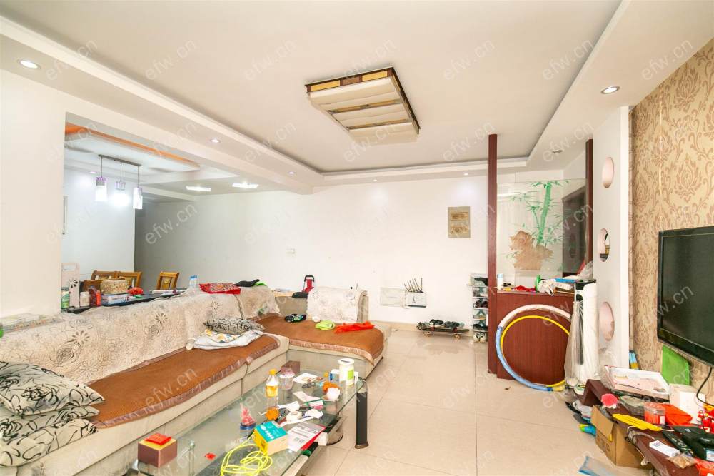 精装三室 两厅  价格实惠