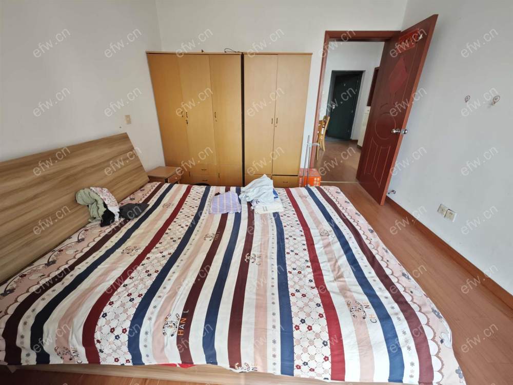 精装修拎包入住看房方便