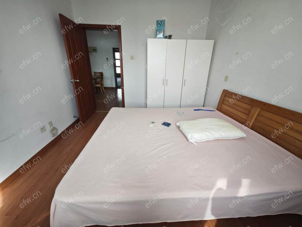 精装修拎包入住看房方便