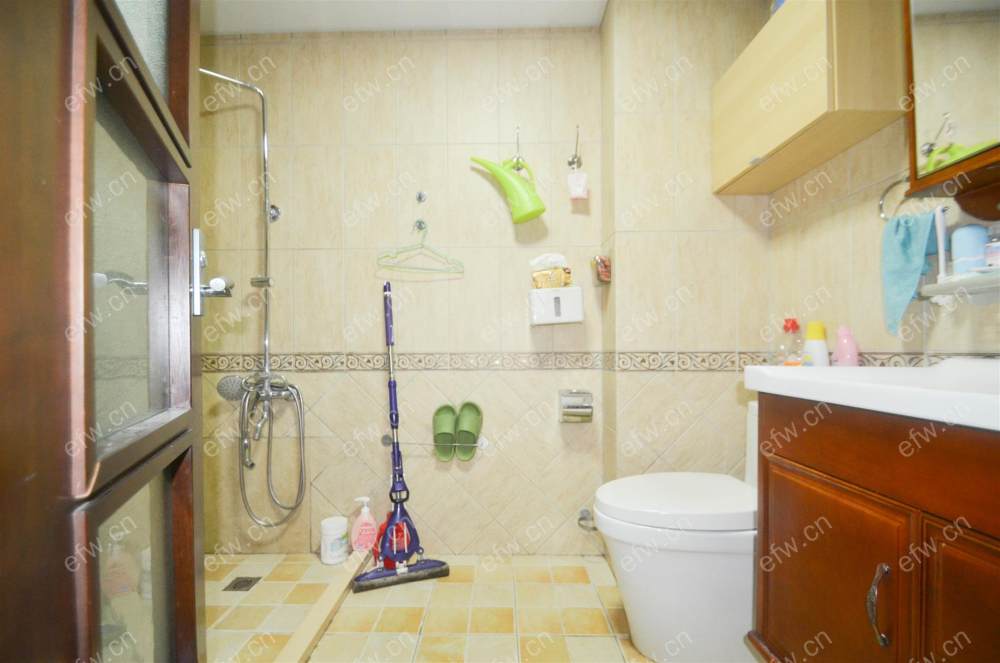 看价格 看位置 高档社区 锡师书包房 精装三卧室朝阳