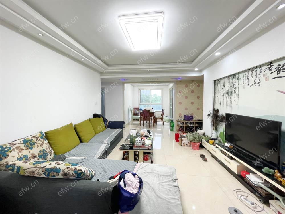 village 经典room房 东边户 全明 精装修！