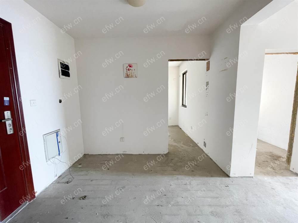 华府庄园十区离梦想很近！实现舒适2房！体验奢华生活！新婚！