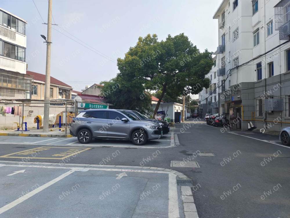荣巷新村    简装2室1厅
