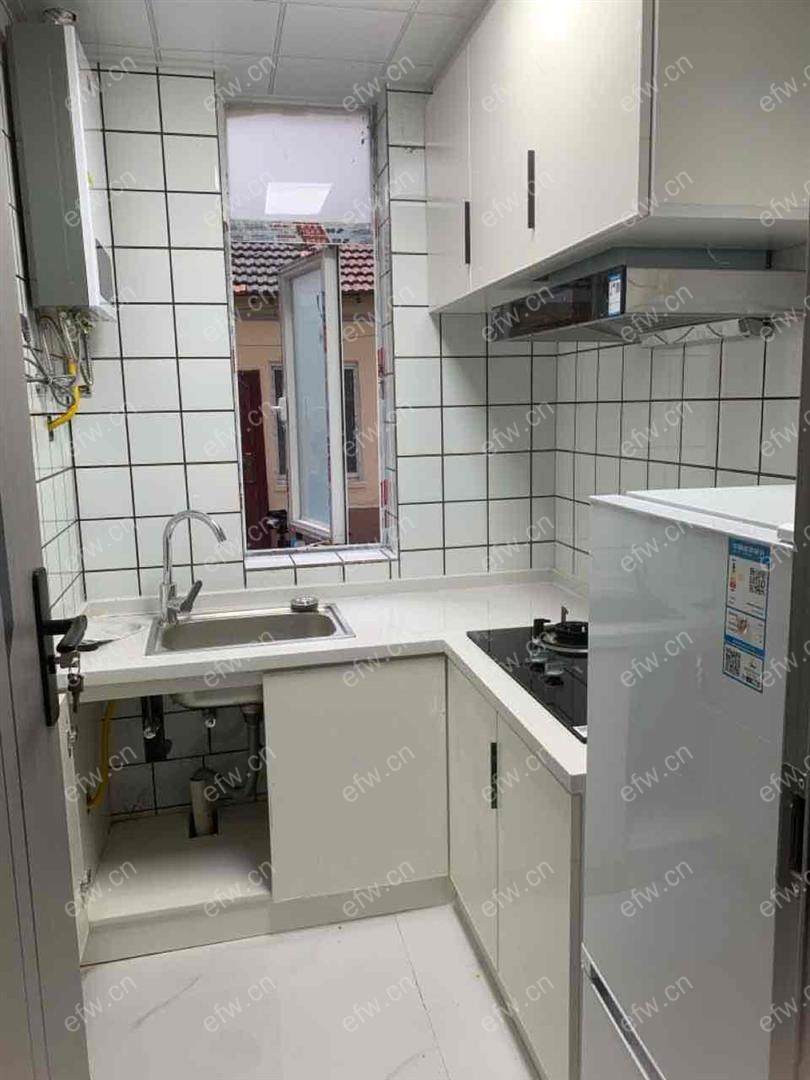 建设新村  单间出租