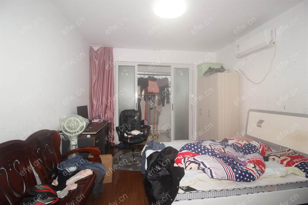 广益景苑 2室2厅 简单装修 房东诚心出售 包土出