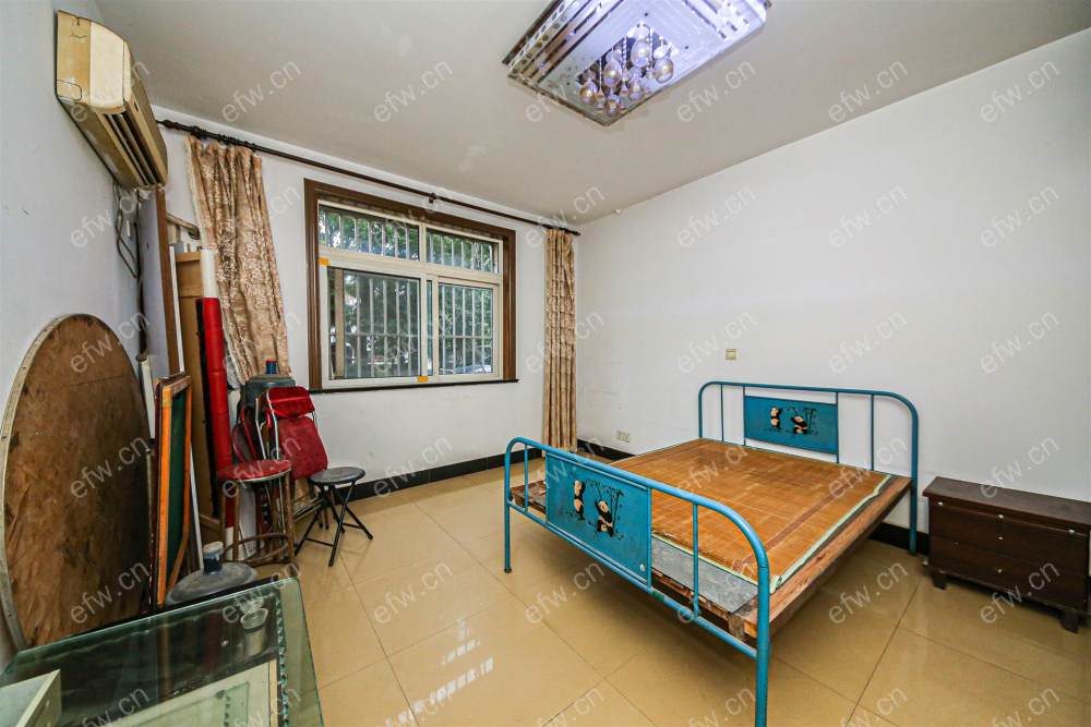 带院子 地段好 看房方便