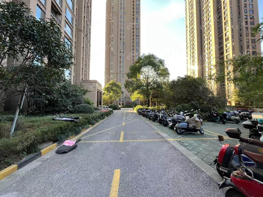 嘉德港与城(水韵金阁) 2室2厅