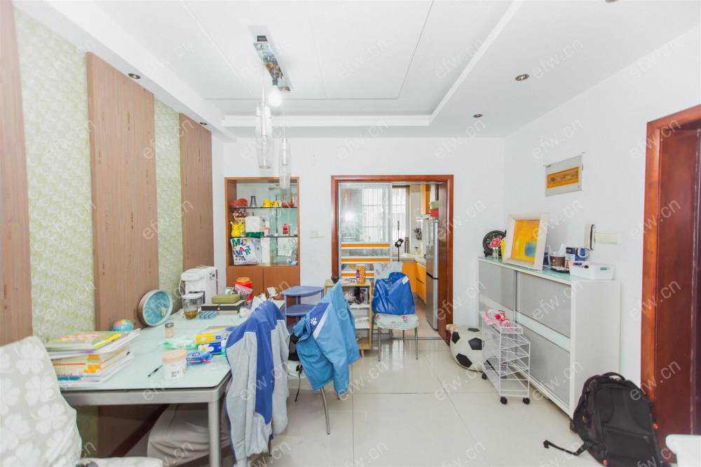room房豪装拎包即住,village尽享优雅品质,多重阳台+飘窗