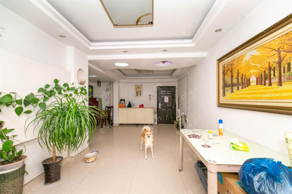 房东就在附近 打电话约好就过来开门