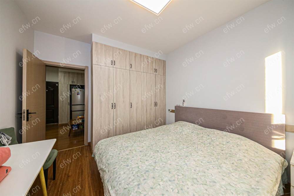 全屋精装自住装修，带地暖