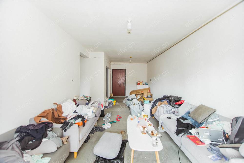 自住精装三室两厅 可用