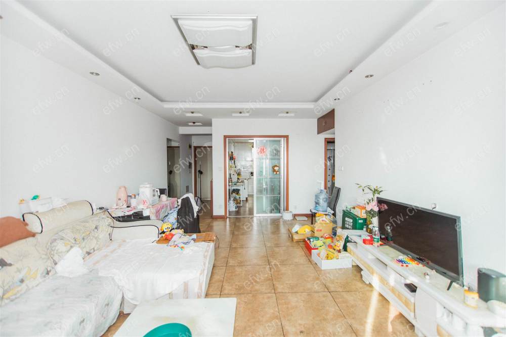 精装修拎包入住三开间朝南