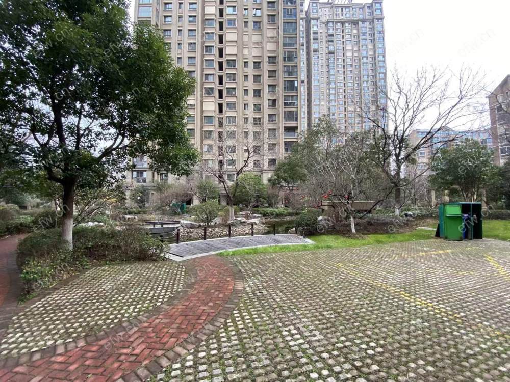 精装