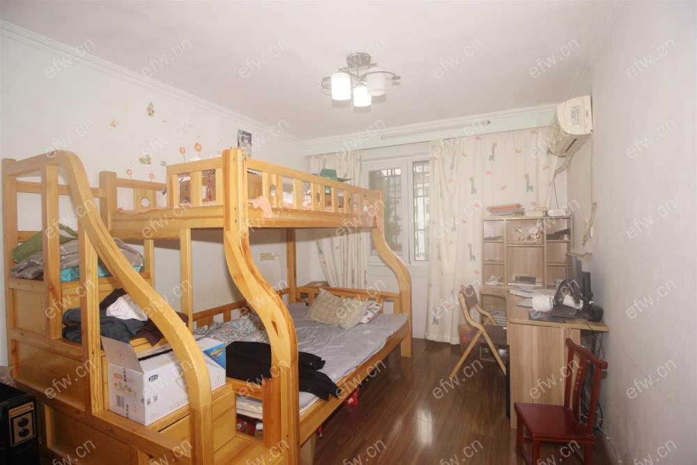 自住精装两室一厅