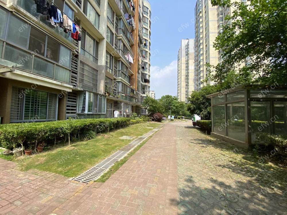 金色江南四期 精装三房 诚心出售
