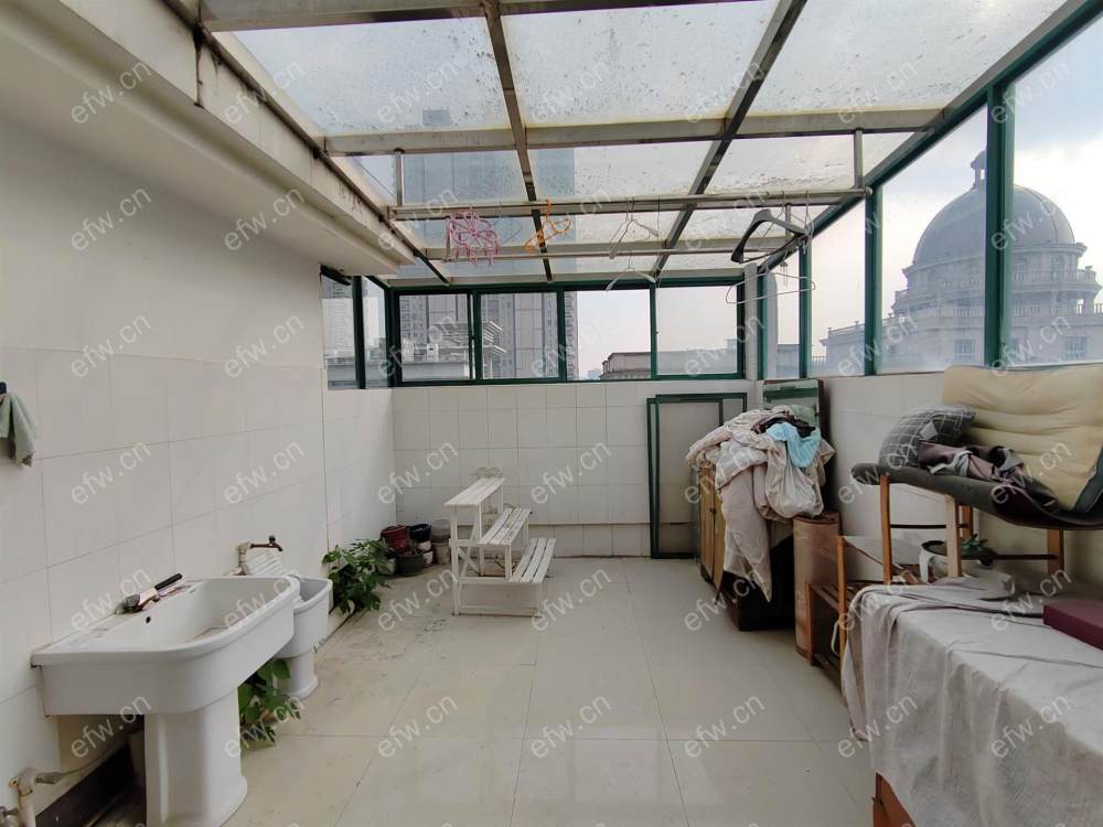 village位置好，环境优雅，area