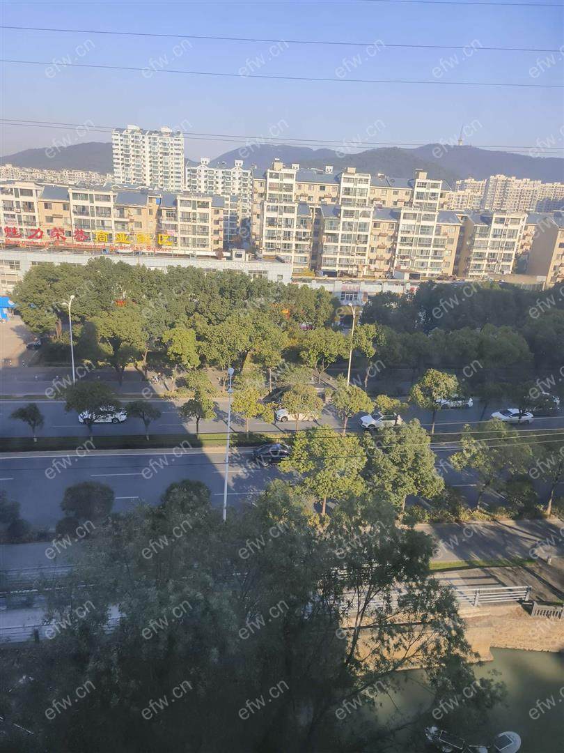 看房提前联系 拎包入住