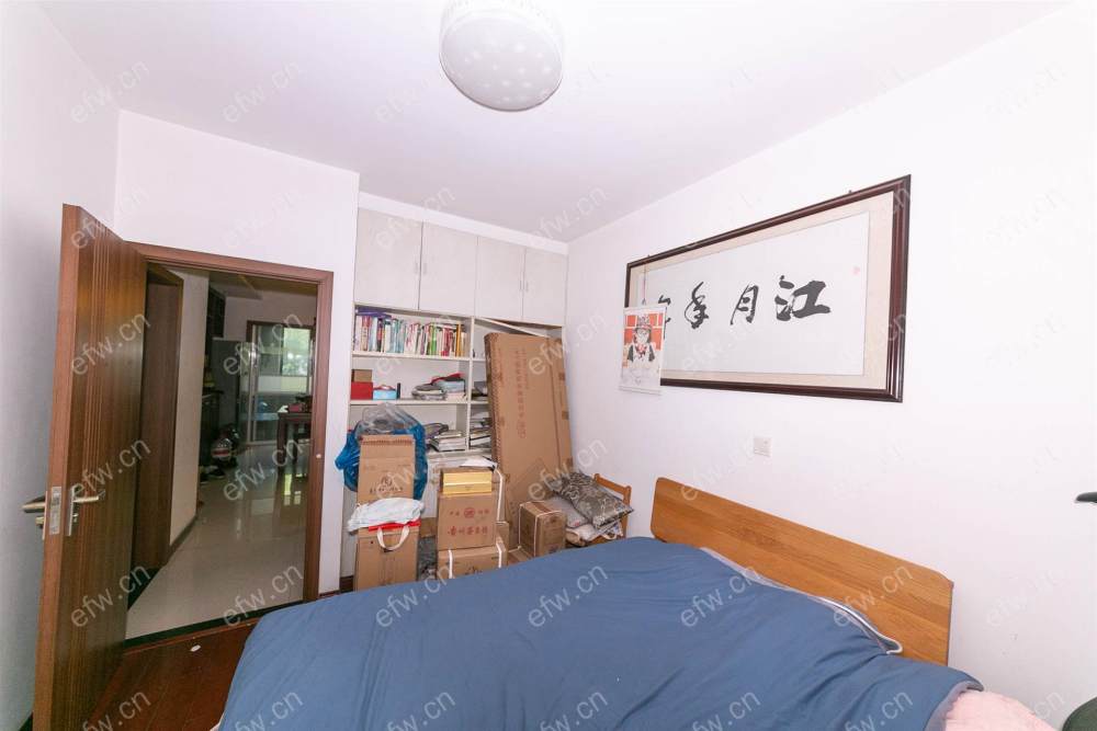 紫金门花苑北区精装3房2卫