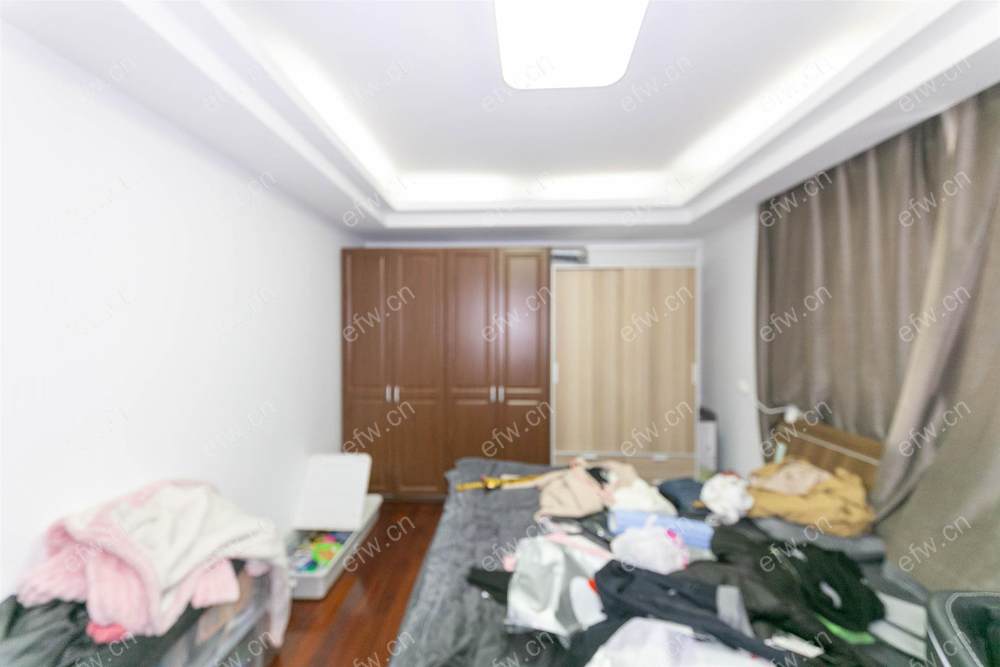 自住精装满五可用
