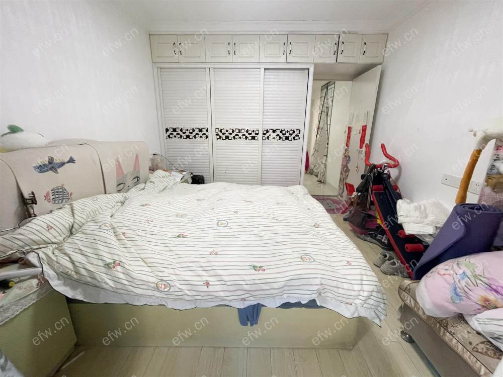 看房方便    提前约  满五