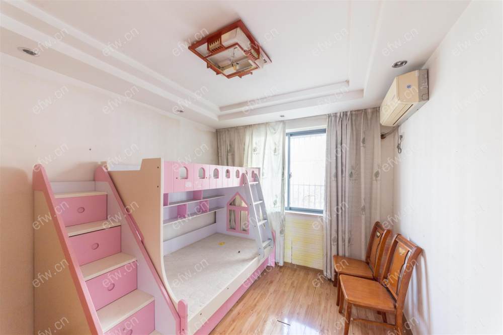 龙韵怡景苑  精装2房 近地铁口  房东诚售