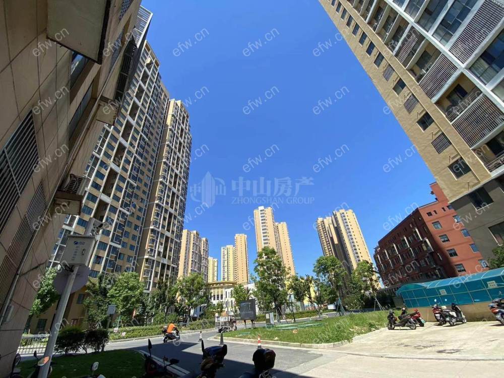 不包土出，精装修，看房方便