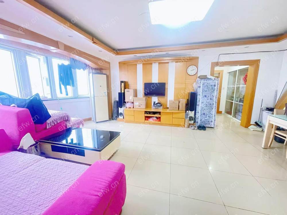 婚装全明东边户，格局工整合理