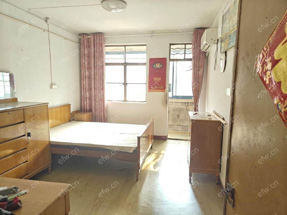 曹张新村 1室0厅
