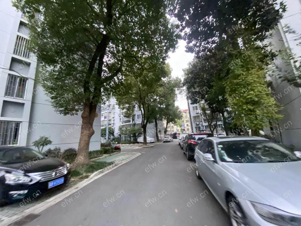room房豪装拎包即住,village尽享优雅品质,多重阳台+飘窗