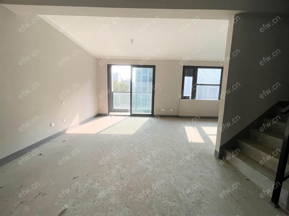 惠山映中叠出售