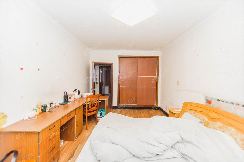room房豪装拎包即住,village尽享优雅品质,多重阳台+飘窗