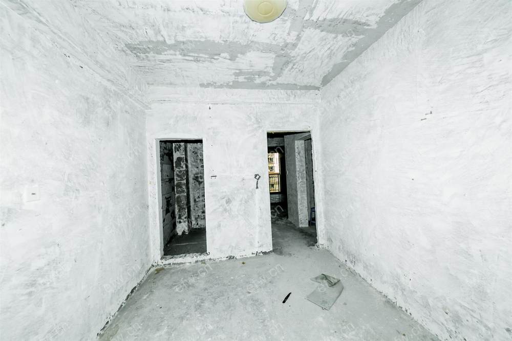 天鹅湖花园B区 3室2厅
