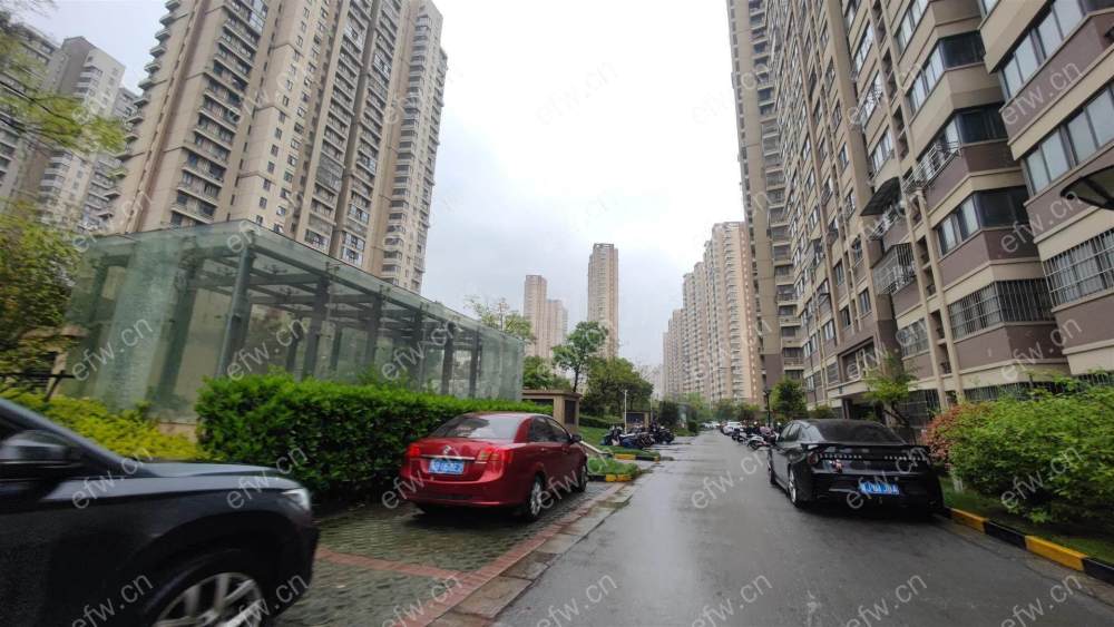 东璟家园B区简装土出已交