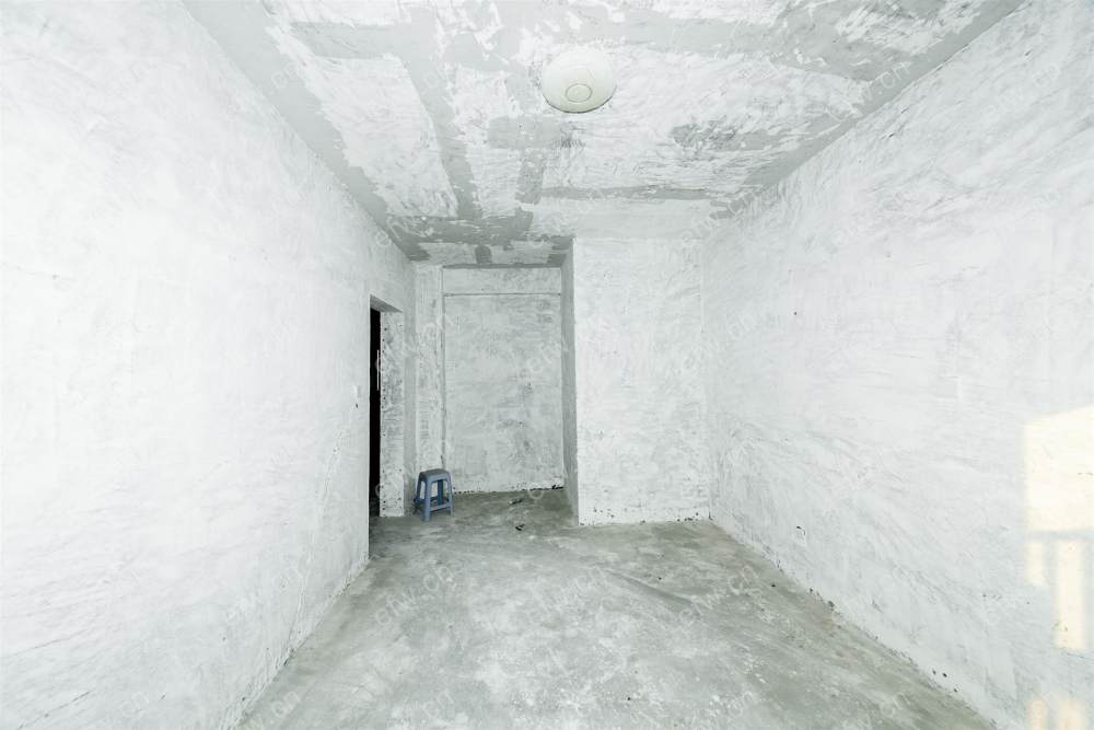 天鹅湖花园B区 3室2厅
