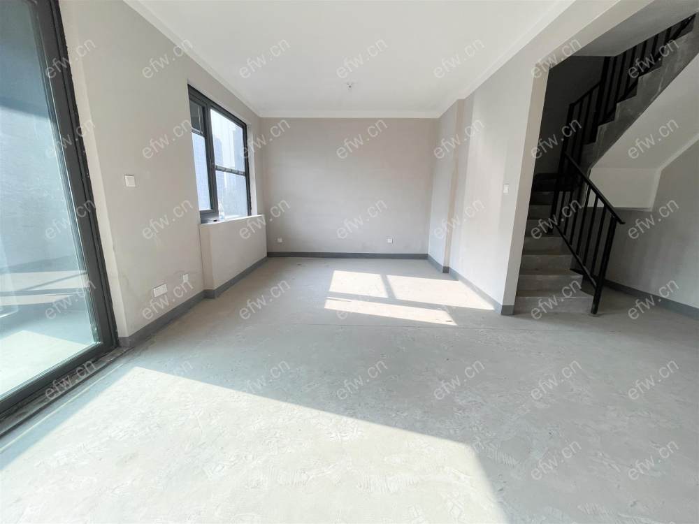 惠山映中叠出售