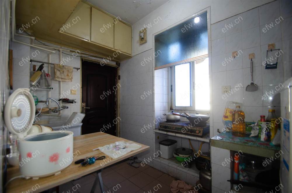 塘南新村 1室0厅精装修