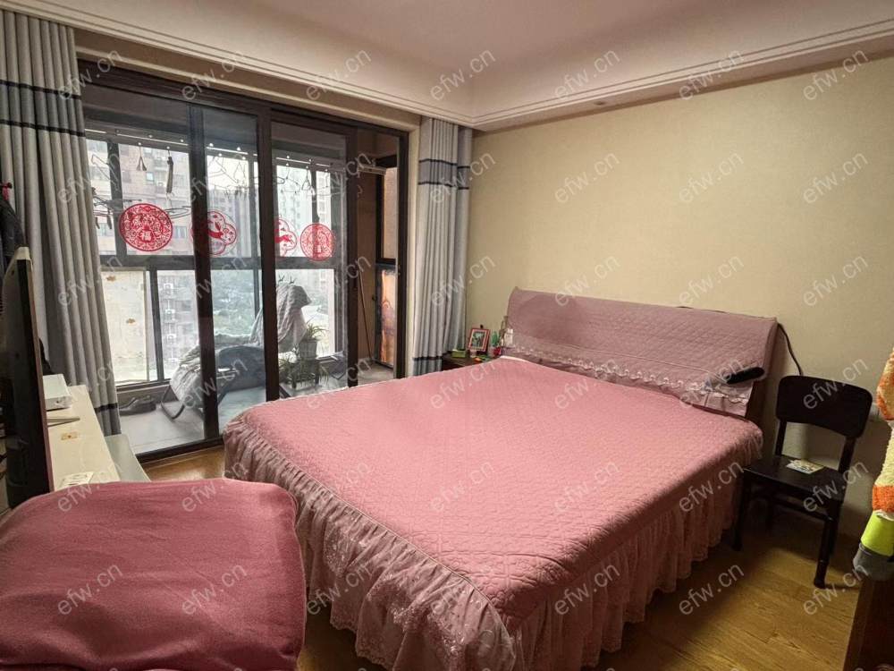 栖霞栖庭精装两室出租