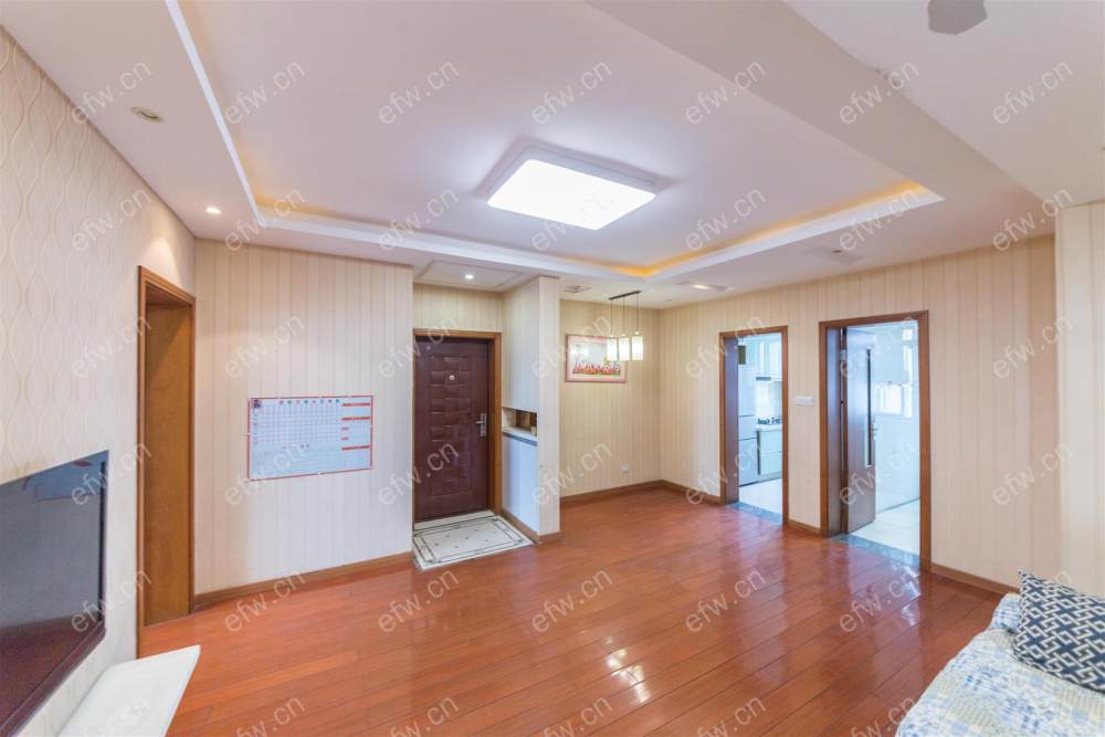 婚装全明东边户2房,蓉湖山水（奕盛花园） 格局工整合理