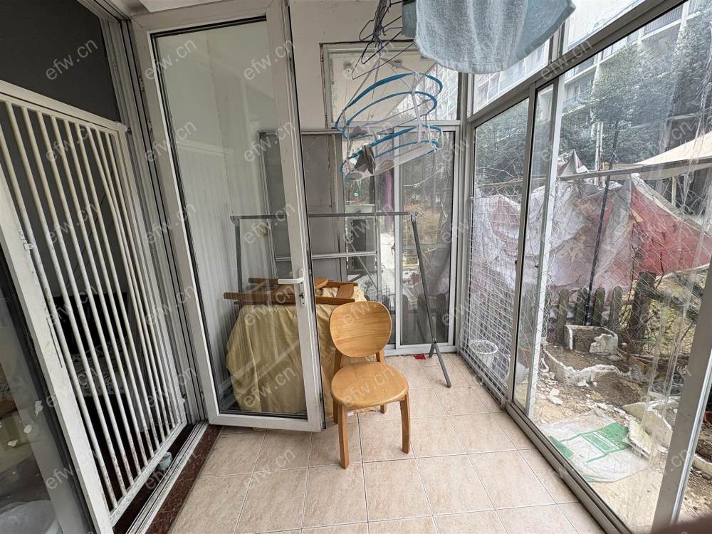 阳光壹佰南区一楼带院子