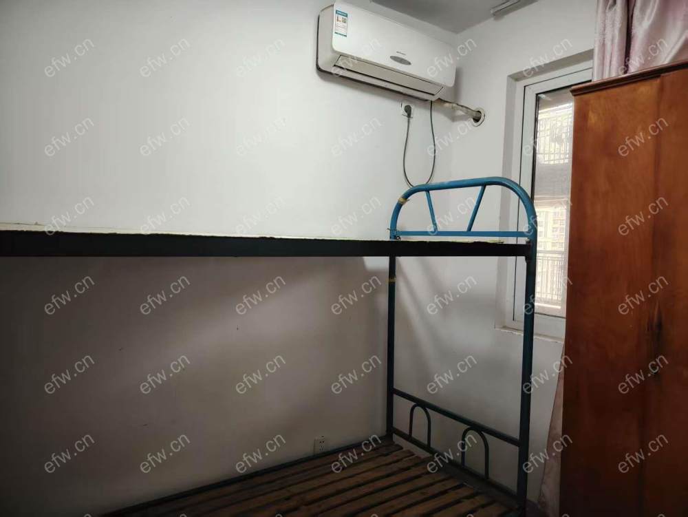 (null)近地铁 出行方便