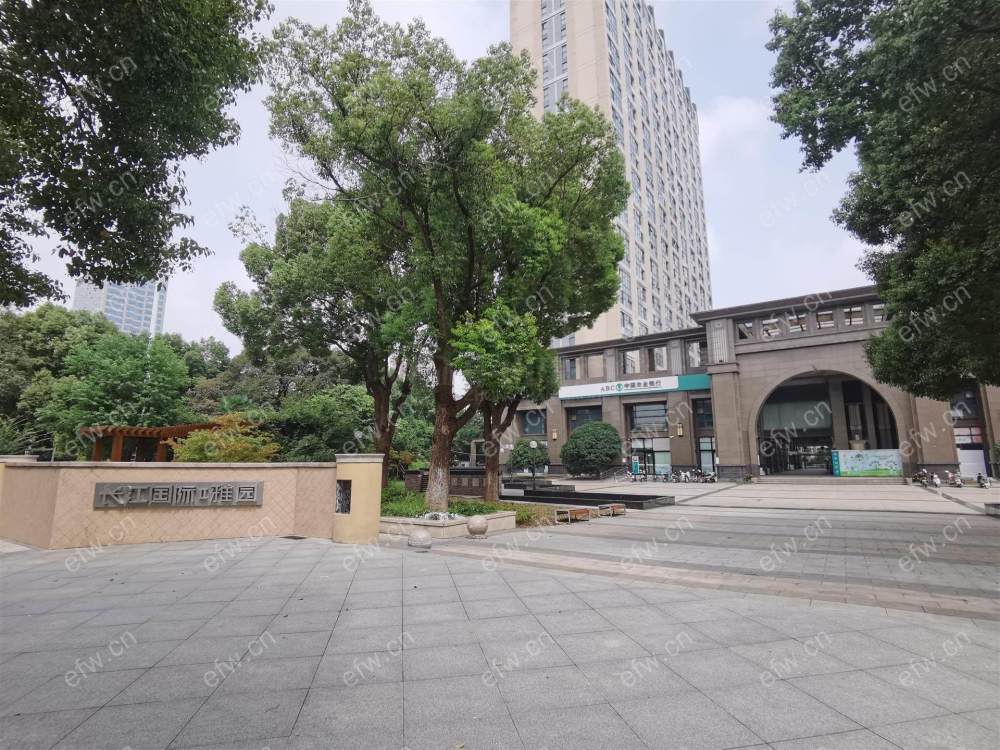 长江际花园二期(雅园) 4室2厅